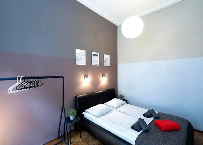Apartment Vaci Street - Location In Budapest, Steps From The Danube